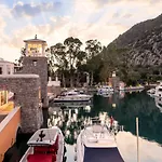 Radisson Collection Hotel, Bodrum 5*
