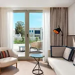 Radisson Collection Hotel, Bodrum 5* 阿克亚拉尔