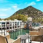 호텔 Radisson Collection Hotel, Bodrum 5*