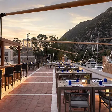 מלון Radisson Collection Hotel, Bodrum