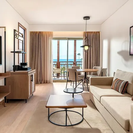 Radisson Collection Hotel, Bodrum 5* アキアーラ