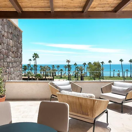 호텔 Radisson Collection Hotel, Bodrum 5*