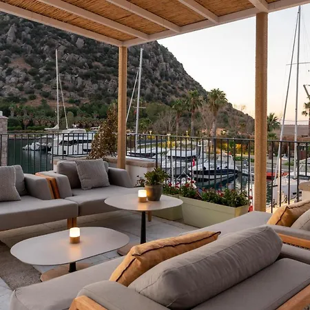 Radisson Collection Hotel, Bodrum 아크얄라