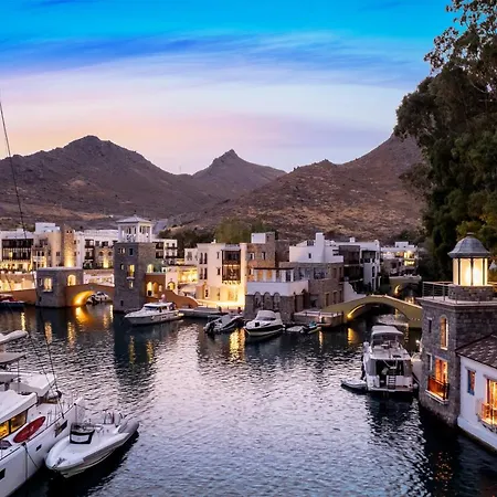 Radisson Collection Hotel, Bodrum アキアーラ