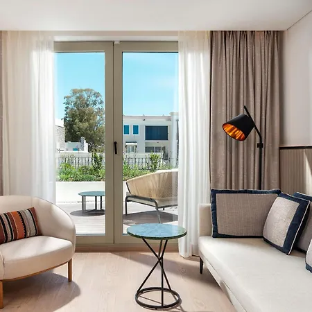 Radisson Collection Hotel, Bodrum 5* アキアーラ