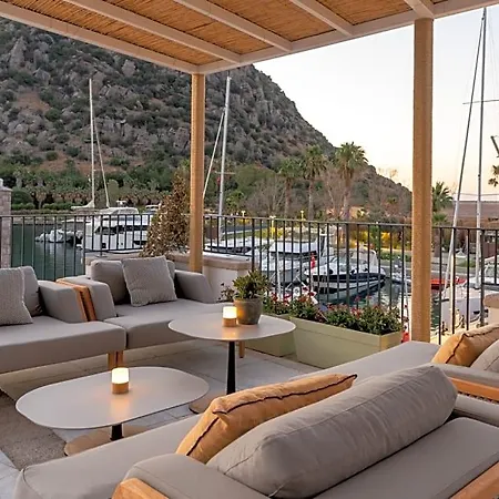 Radisson Collection Hotel, Bodrum ホテル 5*