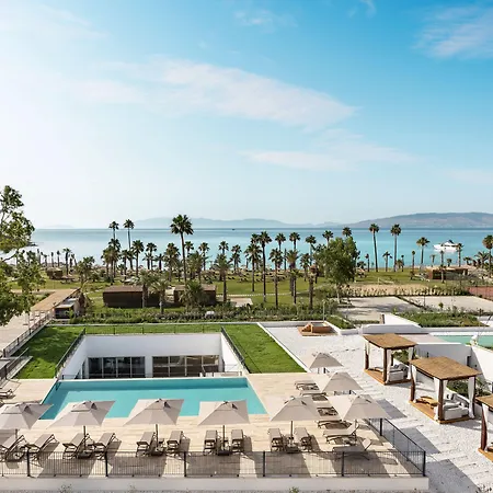 酒店 Radisson Collection Hotel, Bodrum 5*