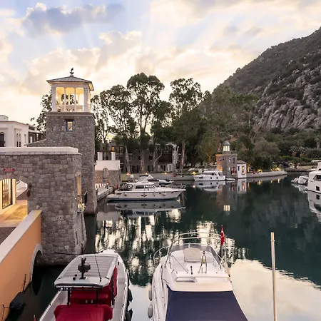 Radisson Collection Hotel, Bodrum 阿克亚拉尔